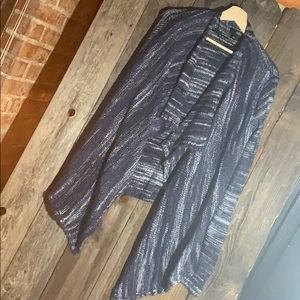 Navy/White slouchy sweater!